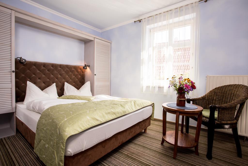 Up Hus Hotel Neuruppin Pokoj fotografie